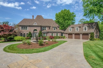 RARE PRIVATE LAKE ESTATE ON 10 ACRES, OVER 11,000 SQ FEET ESTATE - photo 2