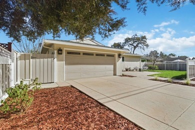 Tucked away in the quiet yet friendly neighborhood of Santa Cruz - photo 33
