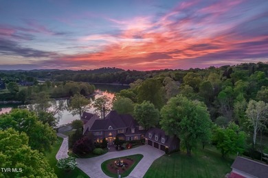 RARE PRIVATE LAKE ESTATE ON 10 ACRES, OVER 11,000 SQ FEET ESTATE - photo 5