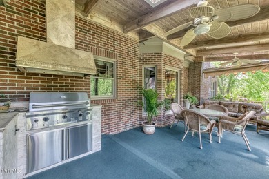 RARE PRIVATE LAKE ESTATE ON 10 ACRES, OVER 11,000 SQ FEET ESTATE - photo 7