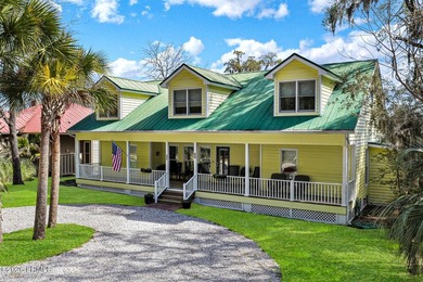 Welcome to 535 Broad River, a breathtaking marshfront retreat - photo 3