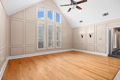 Do not miss out on this outstanding home only steps away from - photo 5