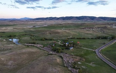 Chalk Buttes Ranch is a rare Wyoming offering, combining - photo 19