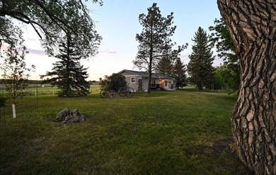 Chalk Buttes Ranch is a rare Wyoming offering, combining - photo 35