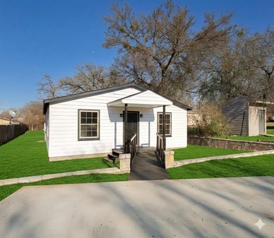 Lake Granbury Home For Sale in Granbury Texas