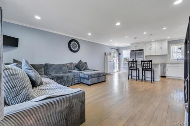 Beautiful 4-bedroom, 2-bath home located in a prime area of - photo 9