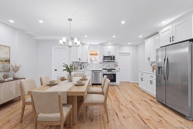 Space, style & modern luxury come together at 4 Crosby Avenue. A - photo 2