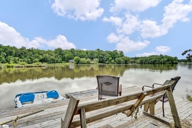 TURNKEY. FURNISHED. DOCK IN THE WATER. 125 FEET OF LAKE - photo 3