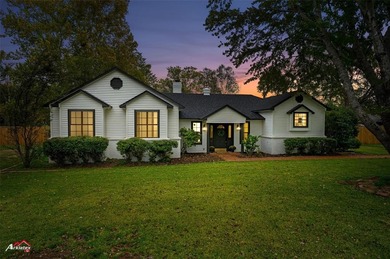 Lake Home For Sale in Bossier City, Louisiana