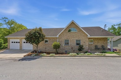 Welcome to your dream lakefront retreat on the pristine shores - photo 1