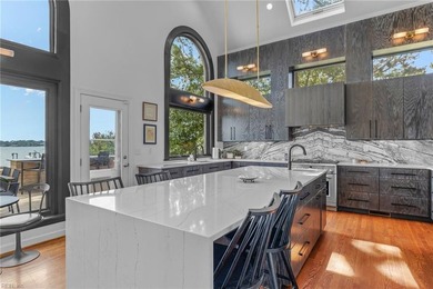 Private waterfront home on 1.25 acres offers the ultimate in - photo 13