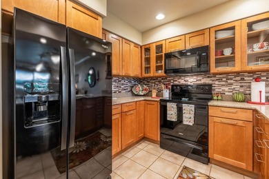 Absolutely stunning corner 3 bedroom 2 bath extra large - photo 17