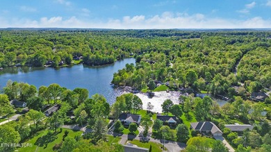 Fabulous Lakefront Home! Beautifully maintained and cared for! - photo 21