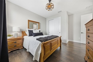 Welcome to this beautifully designed 5-bedroom, 4.5-bath home - photo 22