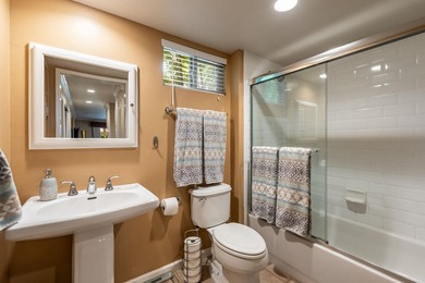 Absolutely stunning corner 3 bedroom 2 bath extra large - photo 23