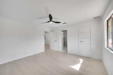 GREAT INVESTMENT. TENANT OCCUPIED. DO NOT DISTURB TENANT. This - photo 24