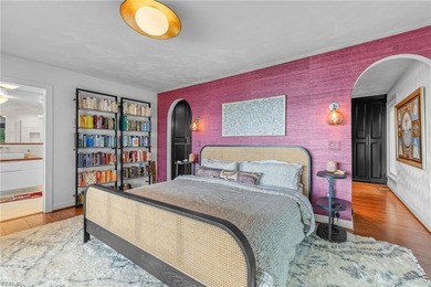 Private waterfront home on 1.25 acres offers the ultimate in - photo 25