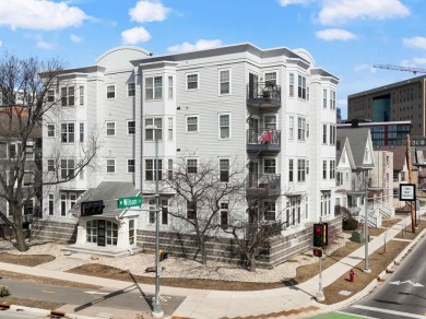 Lake Condo For Sale in Madison, Wisconsin