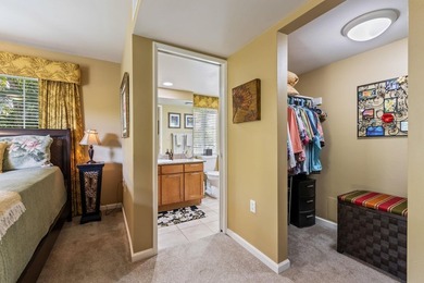 Absolutely stunning corner 3 bedroom 2 bath extra large - photo 35