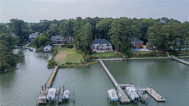 Private waterfront home on 1.25 acres offers the ultimate in - photo 44