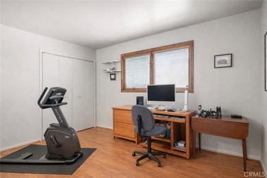 419 Irvine Ave - photo 14