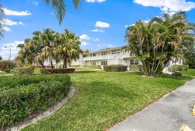 Welcome home to this beautifully updated CORNER condo, 2 - photo 16
