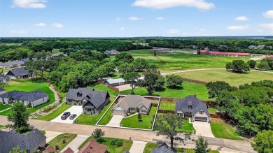 Lake Texoma Home For Sale in Pottsboro Texas