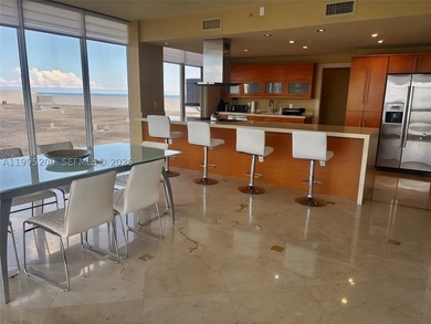 Rarely available PH unit in the Highrise Decoplage Condominium - photo 8