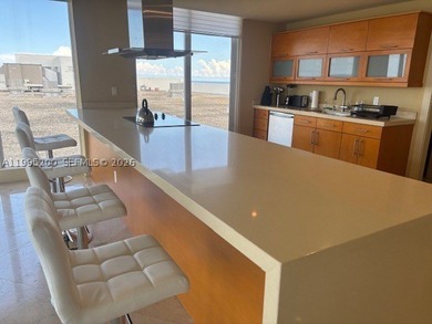 Rarely available PH unit in the Highrise Decoplage Condominium - photo 10