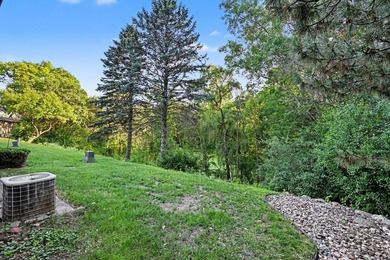 Welcome to this beautifully maintained end-unit townhome in a - photo 22
