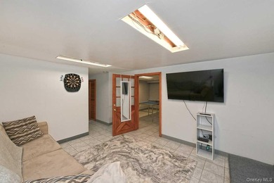 Price Improvement! Welcome to this beautifully maintained home - photo 25