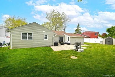 Price Improvement! Welcome to this beautifully maintained home - photo 34