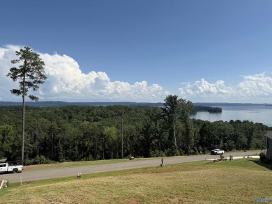 Lake Lot For Sale in Guntersville, Alabama