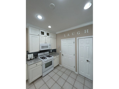 Buyers will love this *Scottsdale Model* Townhome sitting on a - photo 15