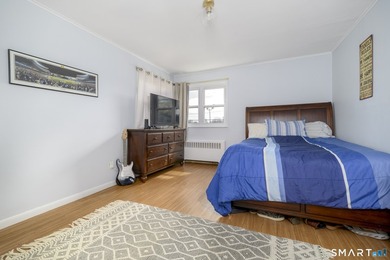 Welcome to this charming 1-bedroom, 1-bath co-op perfectly - photo 11
