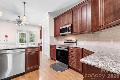 Welcome home to this beautifully maintained traditional - photo 14