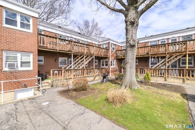 Welcome to this charming 1-bedroom, 1-bath co-op perfectly - photo 15
