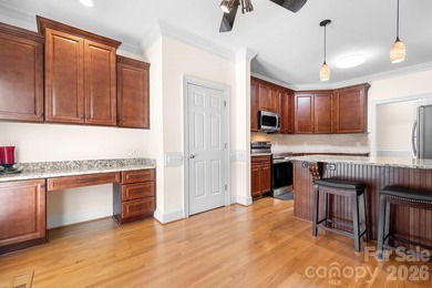 Welcome home to this beautifully maintained traditional - photo 16
