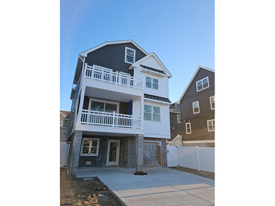 EXCEPTIONAL NEW CONSTRUCTION -- COASTAL LUXURY LIVING!! Welcome