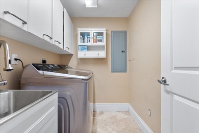 Motivated Seller!! BEST PRICE $$$ for a 3 bedroom in the - photo 43