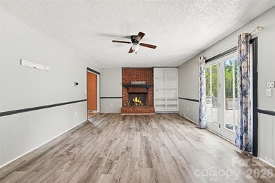 Additional listing photo 4