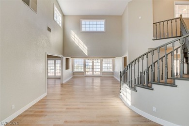 Custom Lake View Home on a Cul-de-Sac - No HOA. Beautiful custom - photo 3