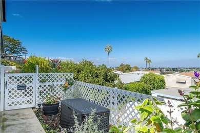 Wake up to stunning panoramic city views and unwind to ocean - photo 31