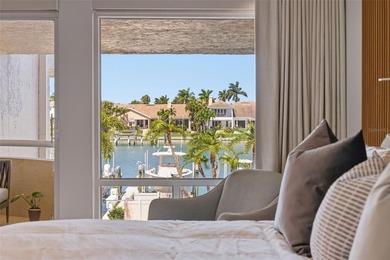 A boater's dream, elevated by exceptional interior design - photo 41