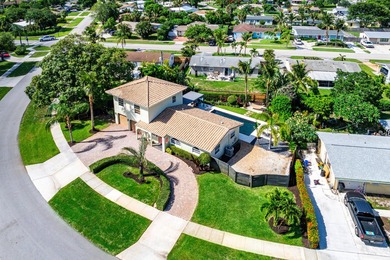 Experience the ultimate in Florida lifestyle in this beautifully - photo 47