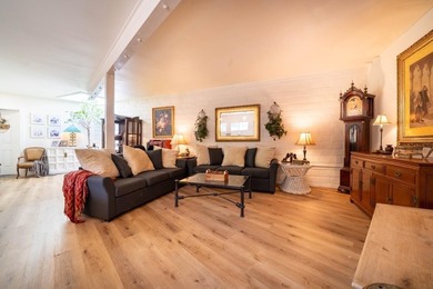 SUNSATIONAL! Rare treasure, nestled in a peaceful cul-de-sac and - photo 48