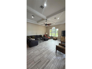 Expansive Luxury Home 5/4 with golf course views and inground - photo 6