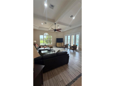 Expansive Luxury Home 5/4 with golf course views and inground - photo 9