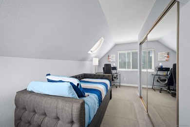 A Mission Beach home like this is a special thing: difficult to - photo 42