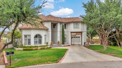 Over 6000sqft, 4 bed, 4.5 bath by Greg Frazier. This stunning - photo 5